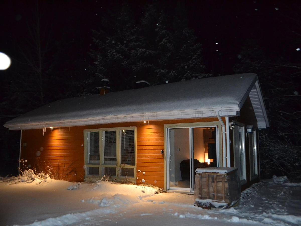 Les 4 Chalets - Le 605 Lac-Saint-Paul Экстерьер фото